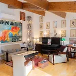 Paris Loft City Break With Aircon